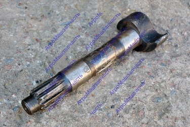 КУЛАК РАЗЖ ПЕРЕД ТОРМ 5320-350111 ЛЕВ